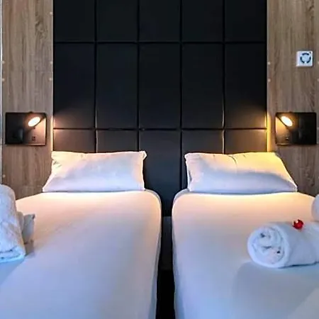 Le Cyrano Otel 3*