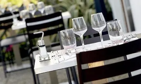 Otel Le Cyrano