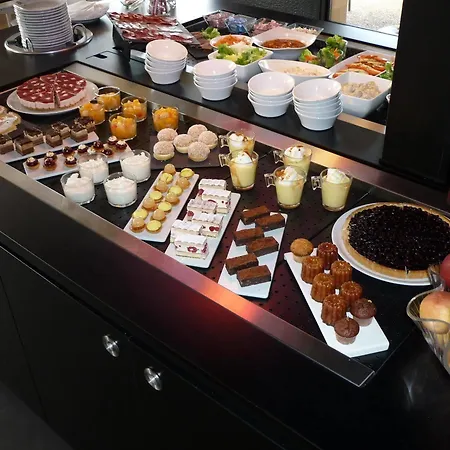Hotel Le Cyrano 3*