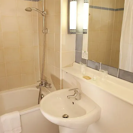 Otel Le Cyrano Bergerac