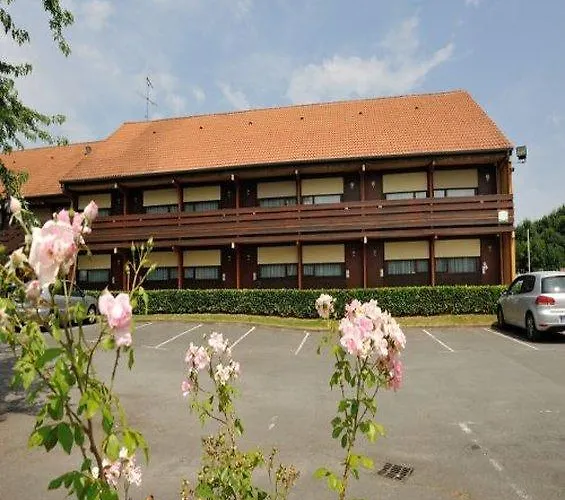 Hotel Le Cyrano Bergerac